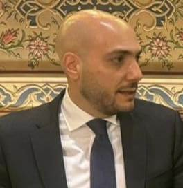 الصيدلي عمر مرجان يدين المجزرة الإسرائيلية في مخيم عين الحلوة