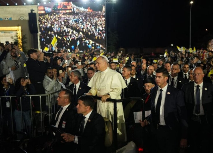 البابا من عنايا إلى بكركي.. دعوة إلى السلام وغرس لروح الحوار!