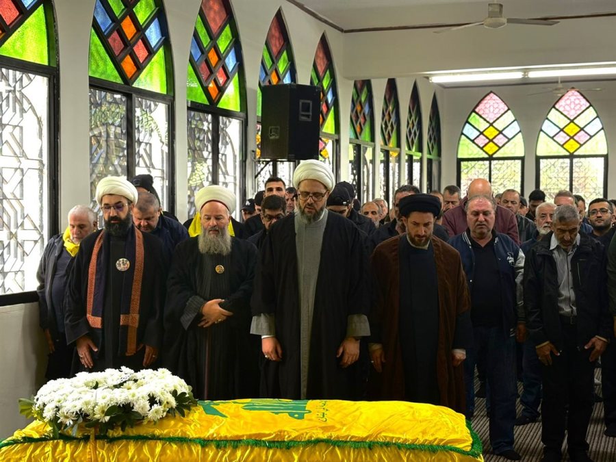 "حزب الله" وأهالي تعمير عين الحلوة في صيدا شيعوا الفقيد المجاهد خليل داغر