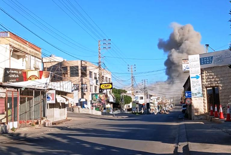 غارة اسرائيلية استهدفت مخيم عين الحلوة