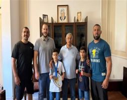 سعد يلتقي البطلَين الناشئين آدم وأمير السن تقديرًا لإنجازاتهما في البطولات المحلية والعالمية للفنون القتالية