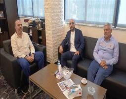 الصيدلي مرجان يبحث مع الدكتور ضاهر "أهمية التعاون لتأمين المياه بشكل مستدام للاهالي"