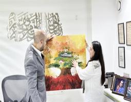 مرجان يؤكد بعد لقائه الرسامة العبد على "أهمية دعم الطاقات الشابة وتشجيع المبادرات الثقافية والفنية"