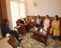 الحريري تلتقي وفداً من المجلس الإداري لـ"جمعية المواساة" برئاسة السيدة رلى الأنصاري