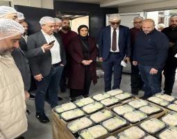 وفد من "لجنة مساعدات الحكومة العراقية" يزور بلدية صيدا ويطلع على أعمال إغاثة النازحين وآليات الإيواء