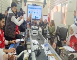 الوزيرة السيّد تتفقد غرفة عمليات محافظة الجنوب: الدولة الى جانب النازحين وملتزمة تامين احتياجاتهم