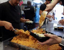 تسممٌ غذائيّ في مدارس ومراكز الإيواء... "الفريق الوزاريّ" يتحرّك!