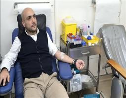 عمر مرجان يلبي نداء التبرع بالدم: التضامن الوطني أسمى أشكال الصمود والمواجهة