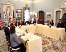 لبنان يدخل مـرحلة التفاوض المباشر مـع إسرائيل نحو تسوية شاملة