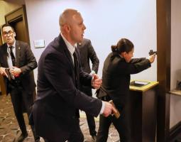 ترمب بخير بعد إطلاق نار خلال حفل عشاء مراسلي البيت الأبيض