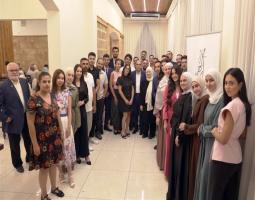 الحريري تكرّم خريجي الجامعات من أبناء عائلات ‘رابطة آل الحريري وأنسبائهم من آل الشريف"