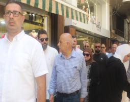 وفد بلدية صيدا برئاسة عكرة يزور مدينة صور مؤكدا :  أن إحتضان الجنوبيين كان واجباً وطنياً وإنسانياً