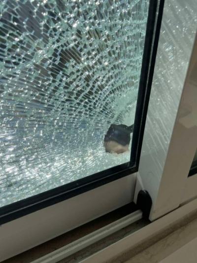 نجاة معروف أسامة سعد وعائلته من رصاص طائش أصاب منزله في صيدا