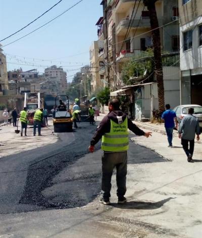 بلدية صيدا تباشر اعمال تزفيت الشوارع المحفورة لصالح مشروع الصرف الصحي