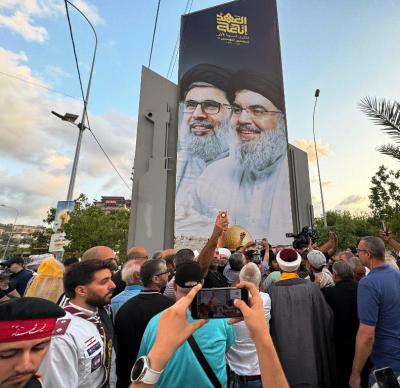 ازاحة الستارة عن جدارية السيدين نصر الله وصفي الدين عند مدخل صيدا الجنوبي