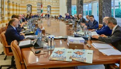 أجواء ملبّدة وقلق تصاعدي عشية الاستقلال… سلام يجدّد استعداد لبنان للتفاوض مع إسرائيل