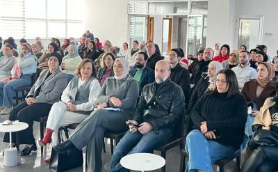 الانصاري : نؤمن في