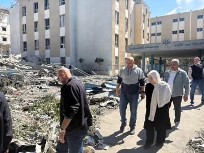 بهية الحريري تتفقد أضرار العدوان الإسرائيلي في ثانوية 