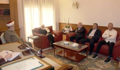 بهية الحريري تتابع أوضاع قرى صور الحدودية ونازحيها مع وفد من رؤساء بلدياتها