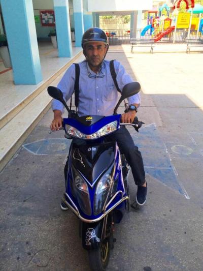الصحافي الزعتري يشكر كل المتضامنين معه بعد سرقة دراجته الكهربائية