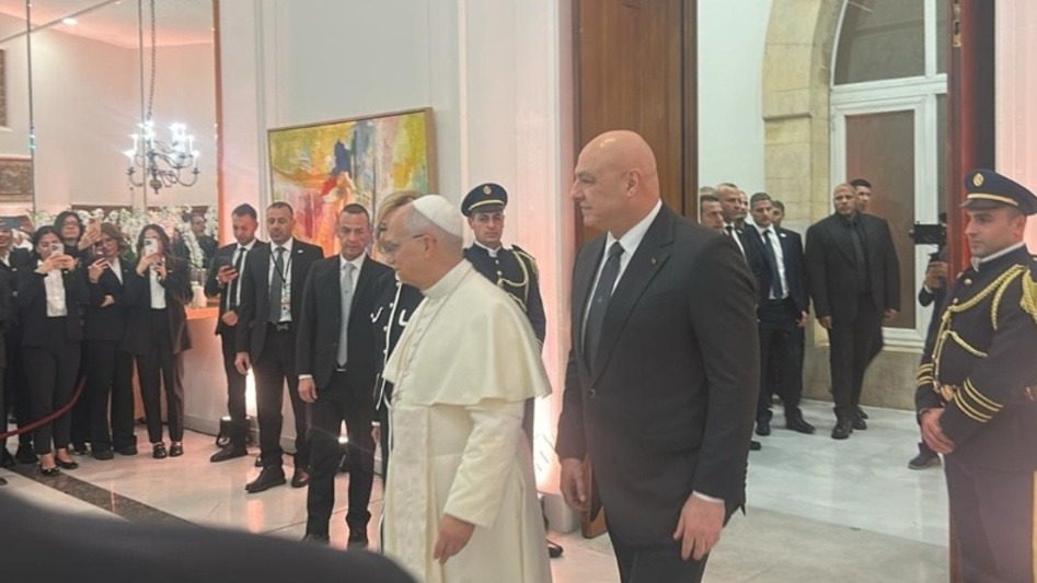 عون للبابا: أبلغوا العالم أننا لن نموت ولن نرحل.. وبري يستحضر الجنوب