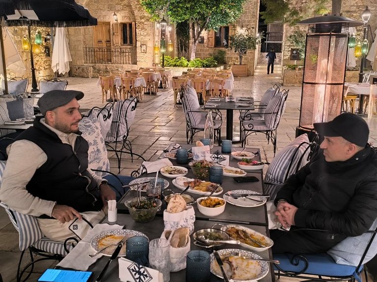 عمر مرجان يلبّي دعوة جبران باسيل إلى سحور رمضاني في البترون