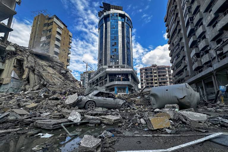 هل يربط «حزب الله» وقف النار بوحدة «المسار والمصير» مع إيران؟