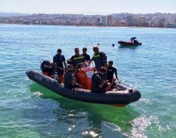 تنظيف جزيرة صيدا (الزيرة) مع بداية فصل الصيف ..العوجي يشكر المتطوعين والمشاركين في الحملة