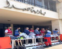 معدات ولوازم طبية ل"فوج الإنقاذ الشعبي" من الصليب الأحمر اللبناني