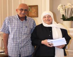 بهية الحريري تتسلم من طالب قرة أحمد جديد اصداراته عن تاريخ وآثار وتراث صيدا